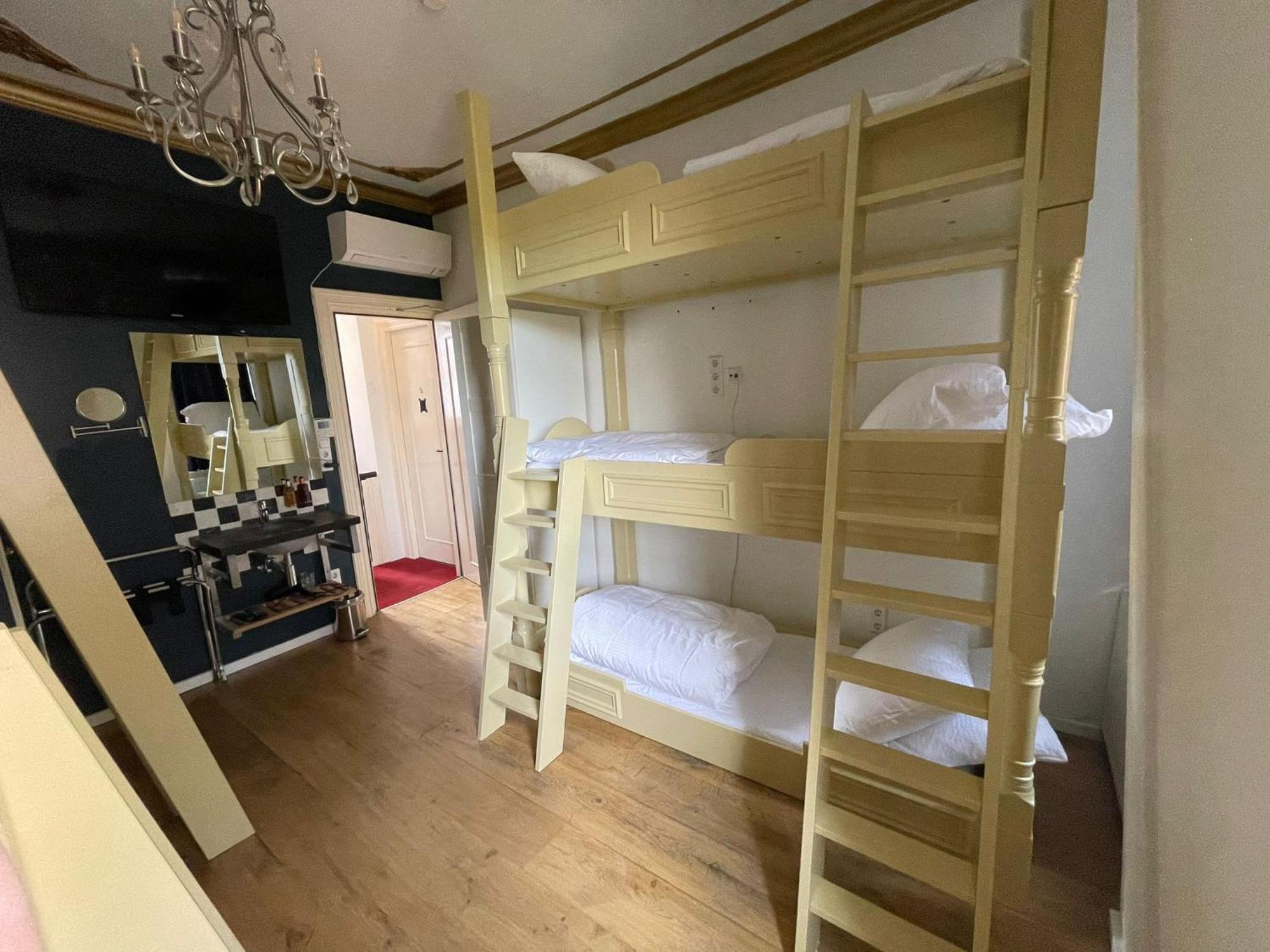 Amsterdam Rembrandt Square City Center Hotel Екстериор снимка
